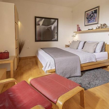 Villa Emili In Medulin - Haus Fuer 4-5 Personen Экстерьер фото