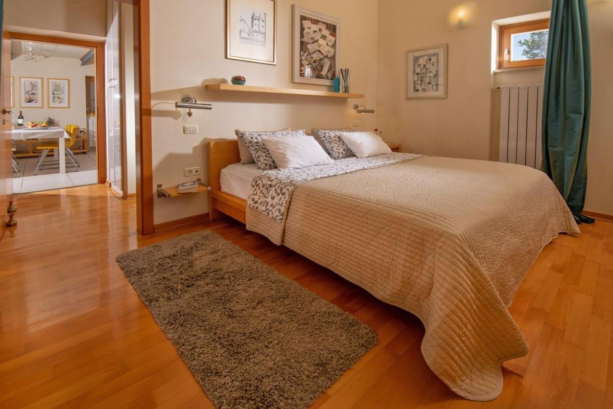 Villa Emili In Medulin - Haus Fuer 4-5 Personen Экстерьер фото